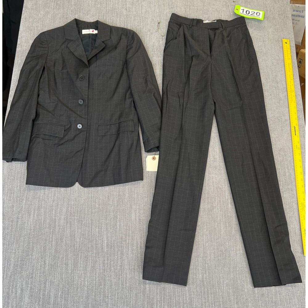 Calvin Klein Collection 2-Piece Blazer & Pants Suit Set Womens 2 Gray Pinstripe